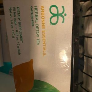 Arbonne detox tea!